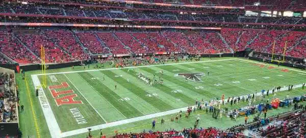 Mercedes Benz <span class="highlight">Stadium</span>